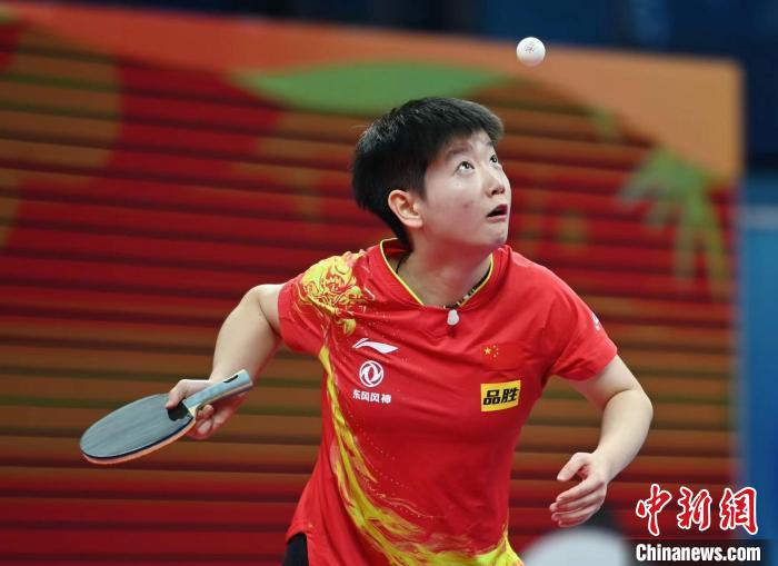 孙颖莎成都世乒赛团体赛首秀。　安源 摄