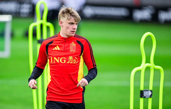 曼城罗德里续约谈判持续 恩佐合同僵局未解