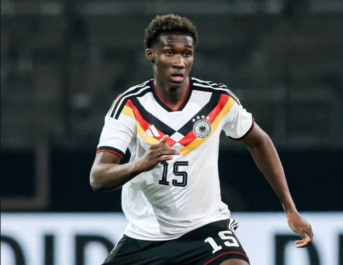 曼城罗德里续约谈判持续 恩佐合同僵局未解